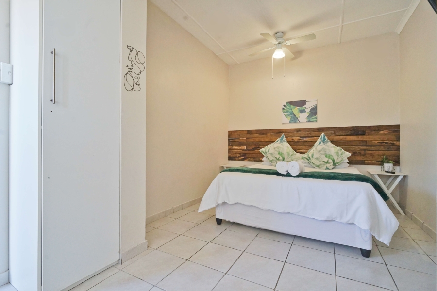 8 Bedroom Property for Sale in Gonubie Eastern Cape